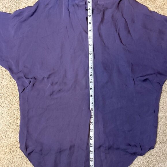 Babaton Aritzia Women's Silk Blouse Size S Purple Short Sleeve Relaxed Fit BIN F - Picture 5 of 6
